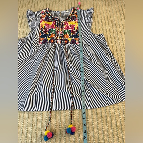 Striped Sleeveless Top with Embroidered Floral Design - Size: Large - Picture 4 of 6